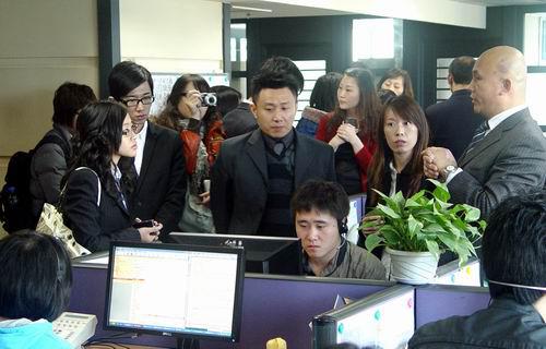 台湾逢甲大学郑博士一行来访锦程集团