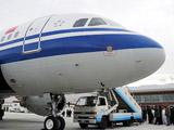 阿里昆莎机场高原空运实现零突破