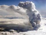 火山灰抵英伦 250余航班停飞
