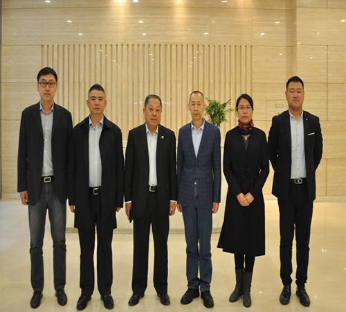 长城资产大连市分公司领导到访锦联集团